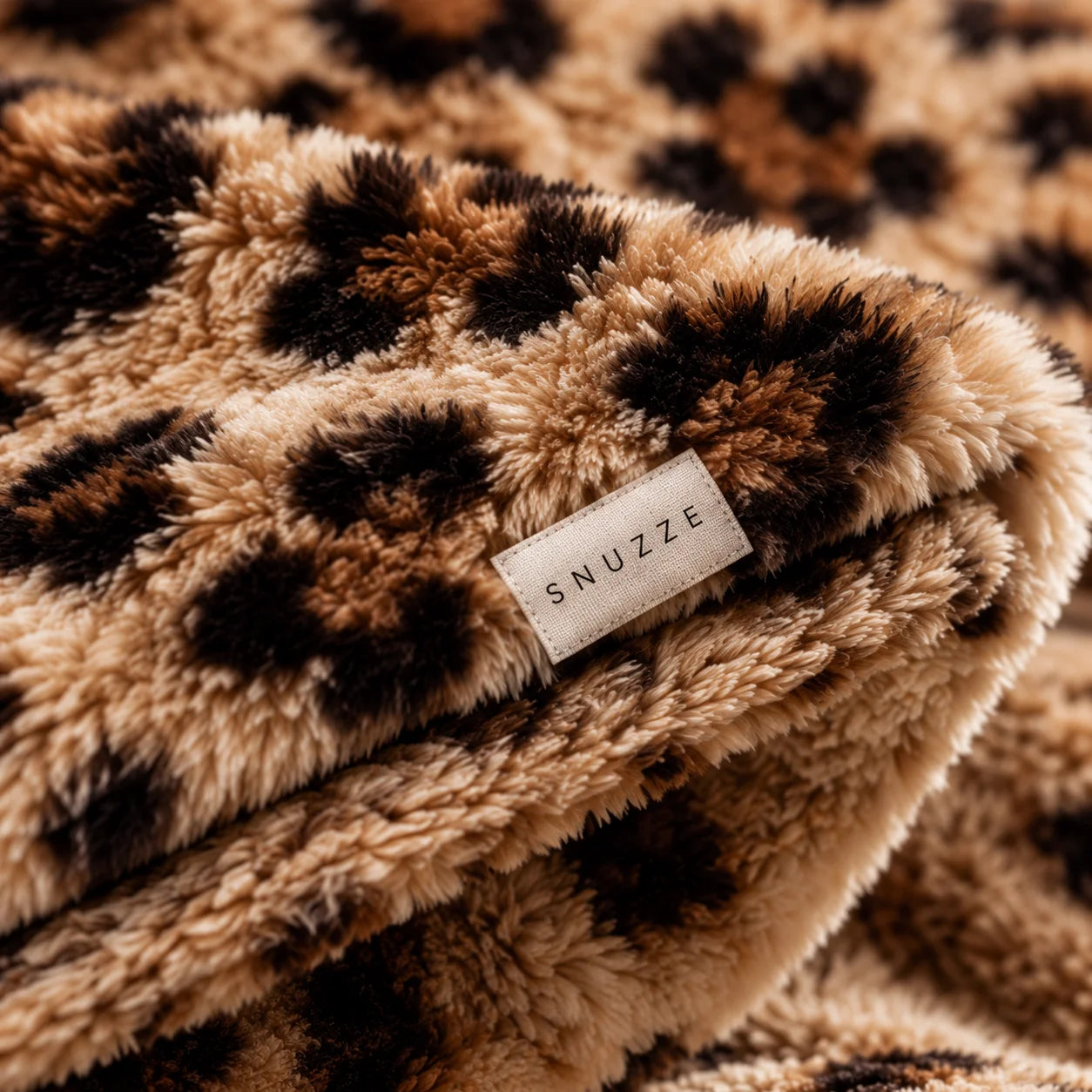SNUZZE® LEO 01